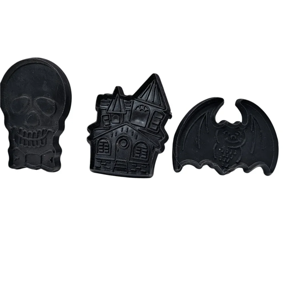 Vintage Halloween Cookie Cutters Black Skull Haunted House Bat Set of‎ Three